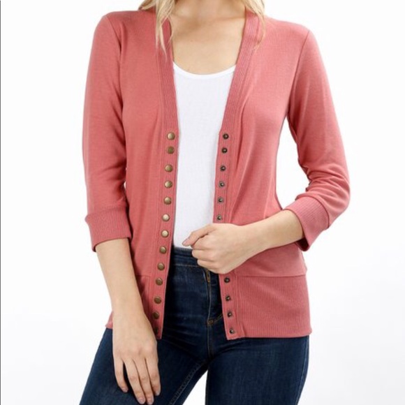 ✨LAST ONE✨Rose snap button cardigan - Picture 2 of 4